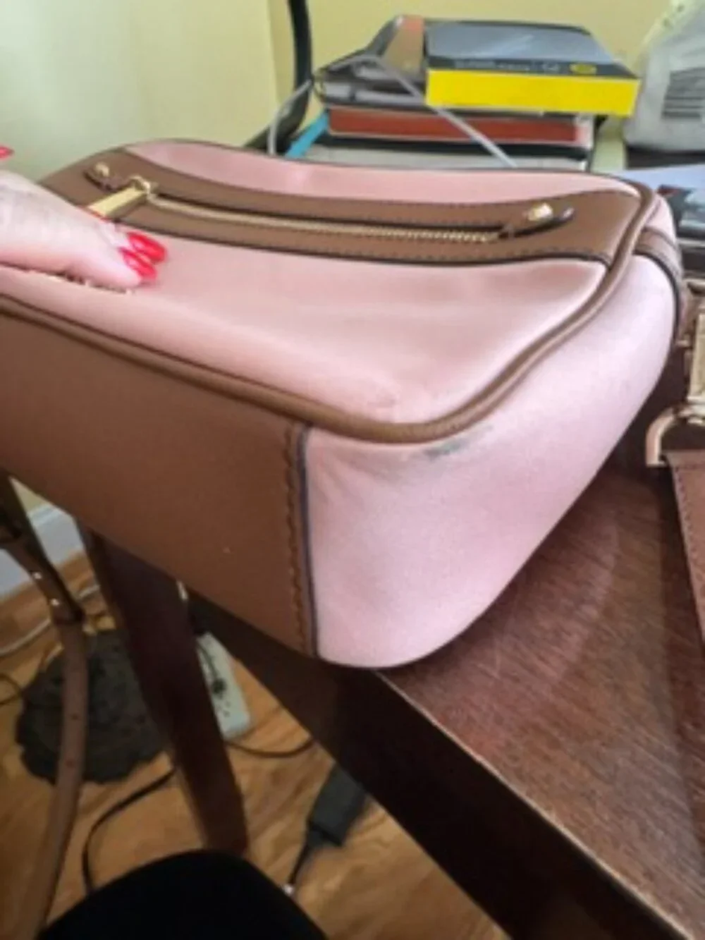 Michael Kors Jet Set Charm Crossbody Bag